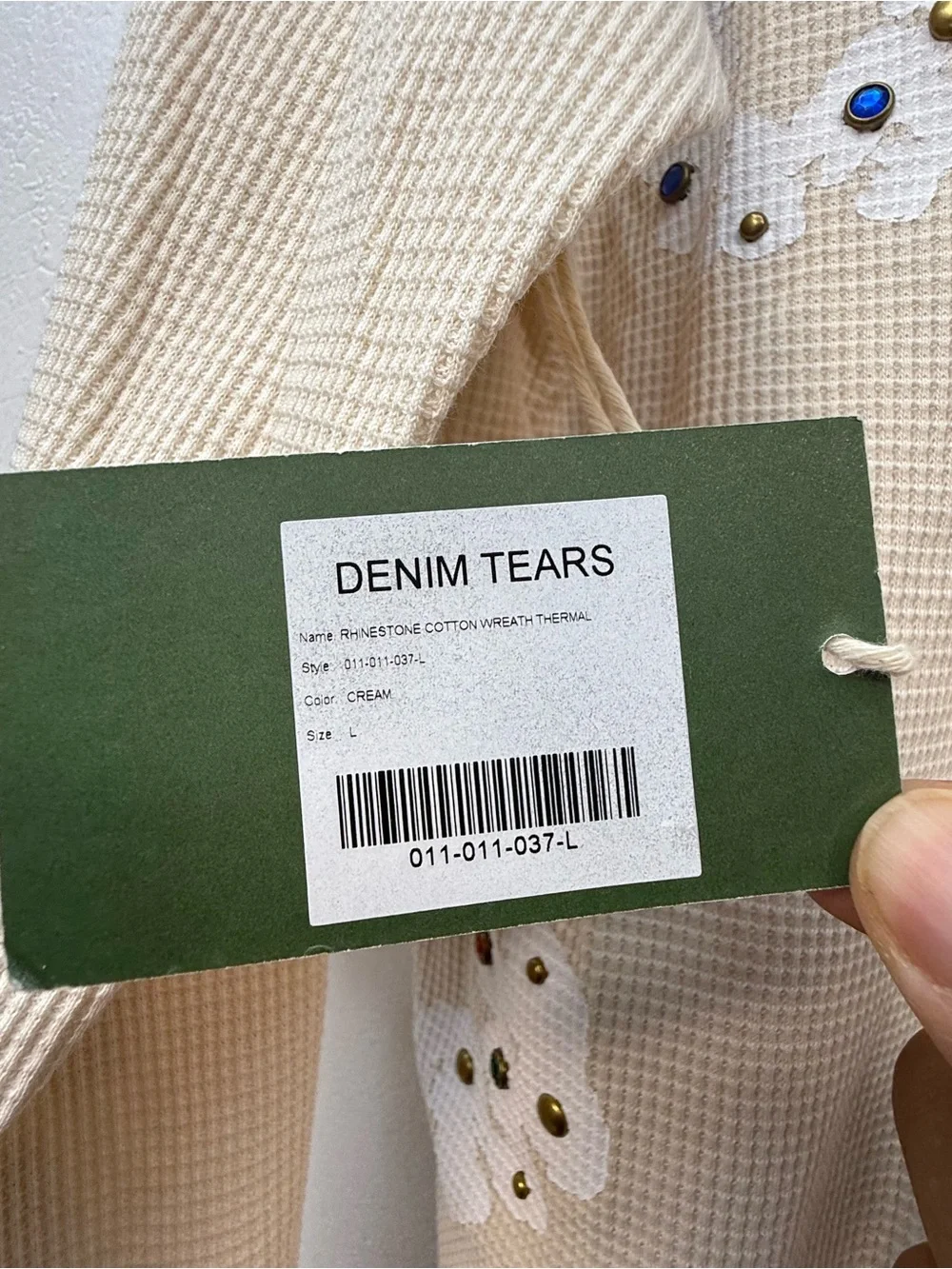 Denim Tears Embellished Cream Waffle-Knit sweatshirt - Picture 8 of 9
